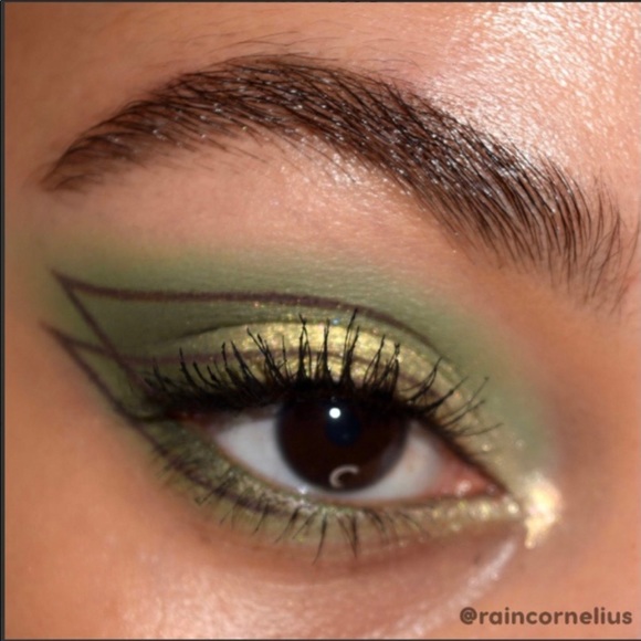 COLOURPOP CP THE CHILD EYESHADOW PALETTE BOUTIQUE LAST 1🌹 - Picture 4 of 8